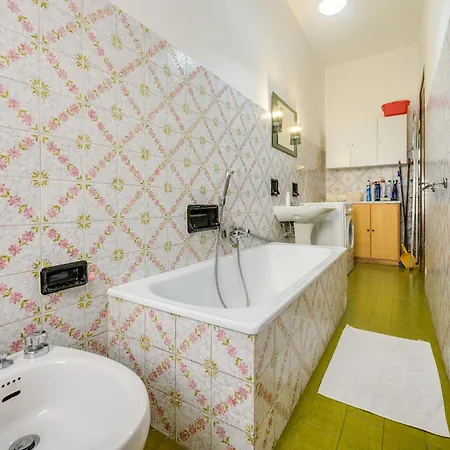 Apartamento 310 - Casa Nini A Chiavari, Centro Citta A 5 Minuti A Piedi Dal Mare Chiavari